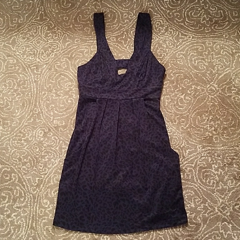 Dress w pockets